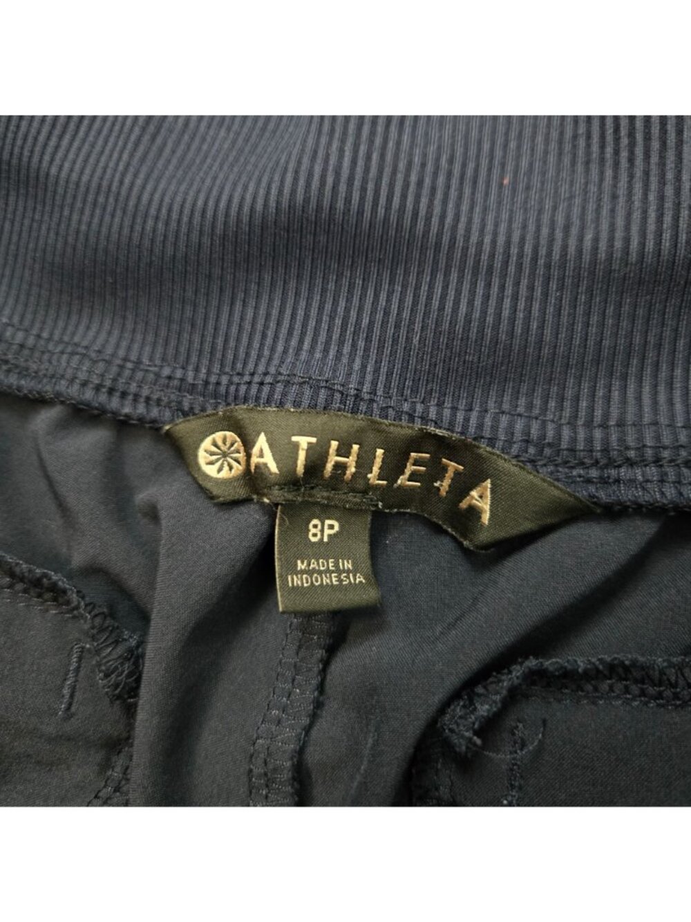Athleta Size 8 Petite Brooklyn Ankle Pants in Navy Blue Mid-Rise Travel - Picture 6 of 9